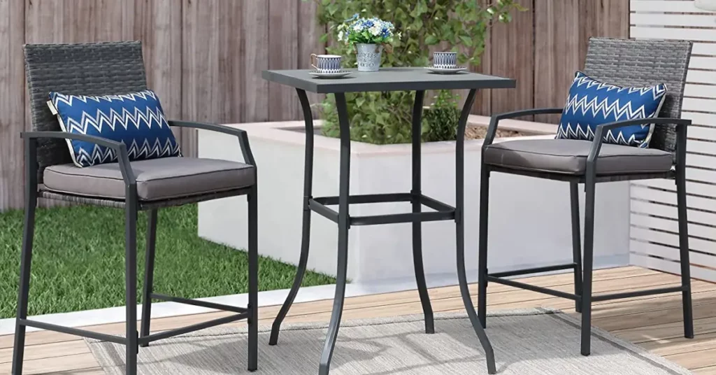 High Top Outdoor Dining Sets for patio Buying guide featured A High Top Outdoor Dining Set for patio Buying guide featured 2 high top bar stools with back and a bar-height table